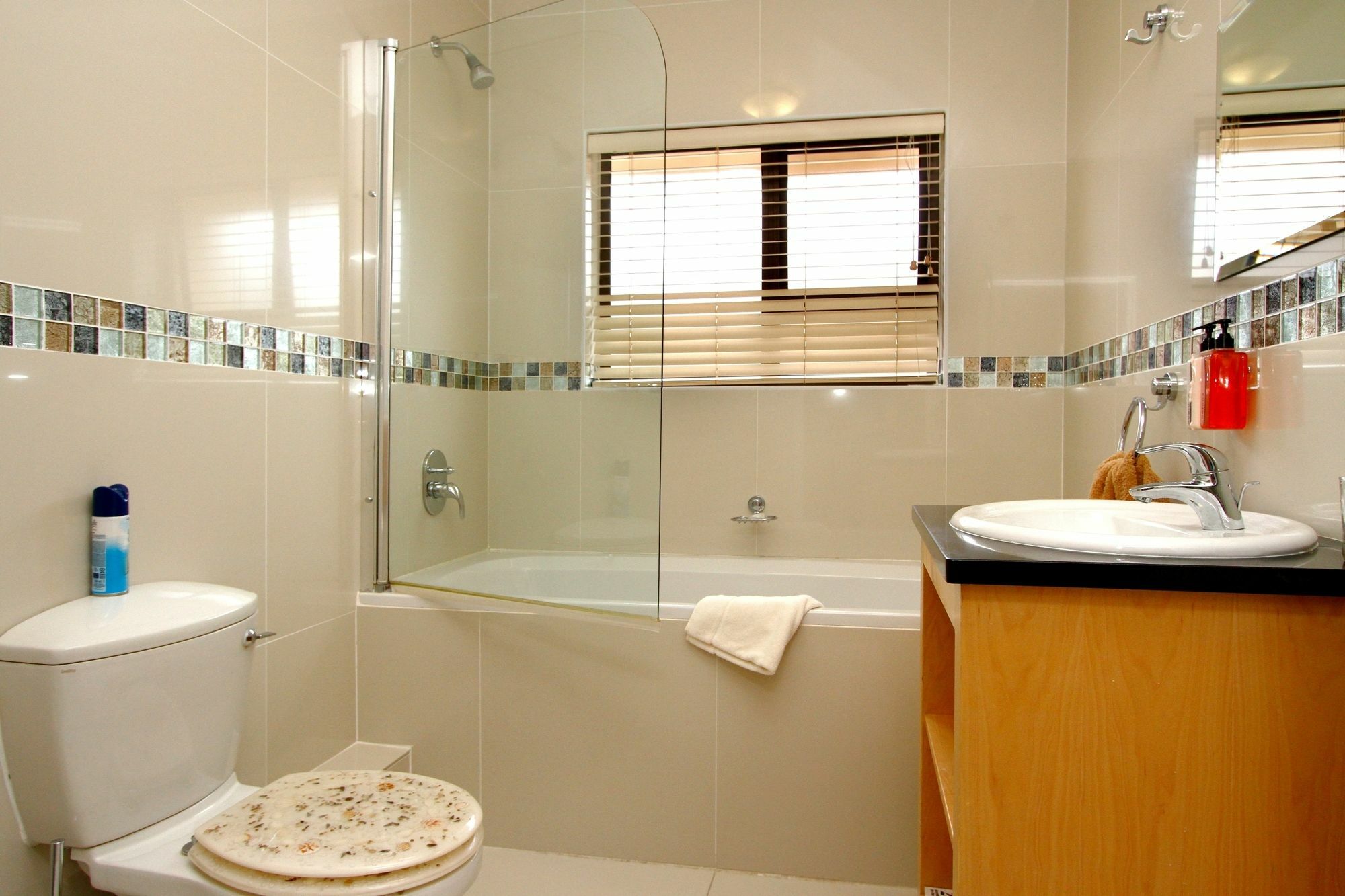 Casa Mia Guesthouse Тейбл-Вью Экстерьер фото