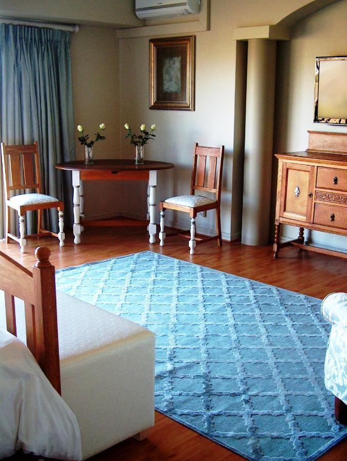 Casa Mia Guesthouse Тейбл-Вью Экстерьер фото